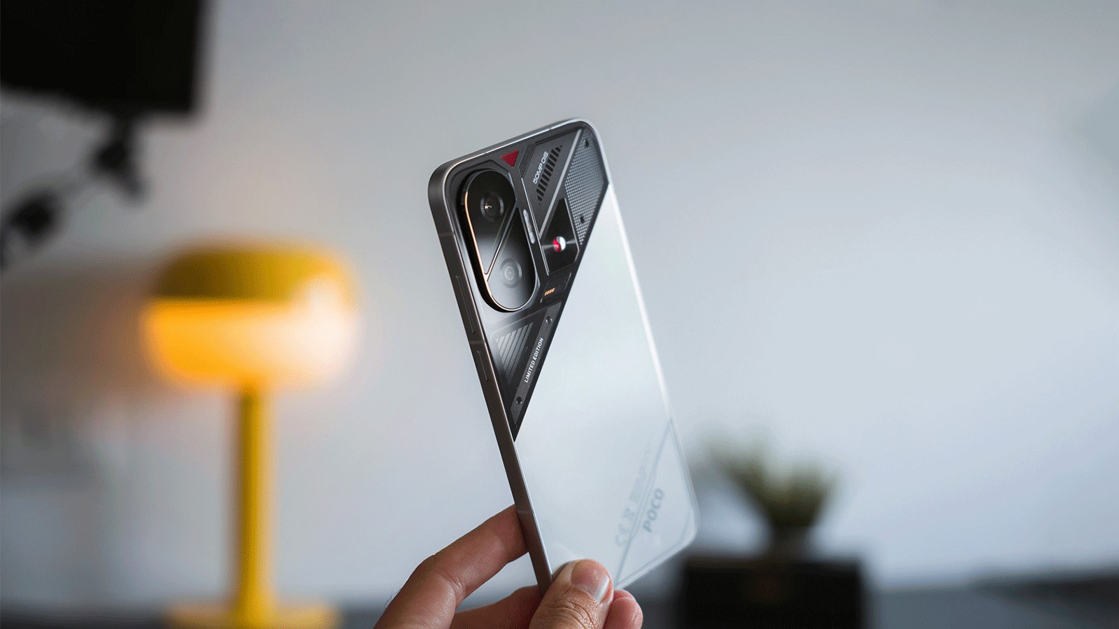 AliExpress liquida un Xiaomi POCO de lo más versátil y lo pone casi 200 € más barato por tiempo limitado