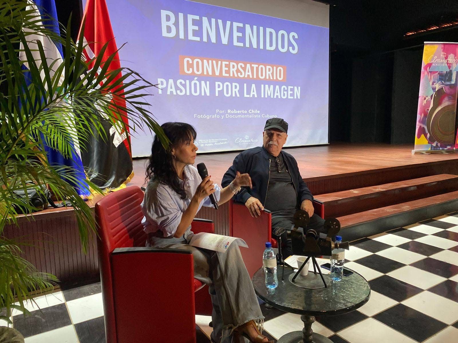 Comunicadores sandinistas mejoran sus conocimientos fotográficos