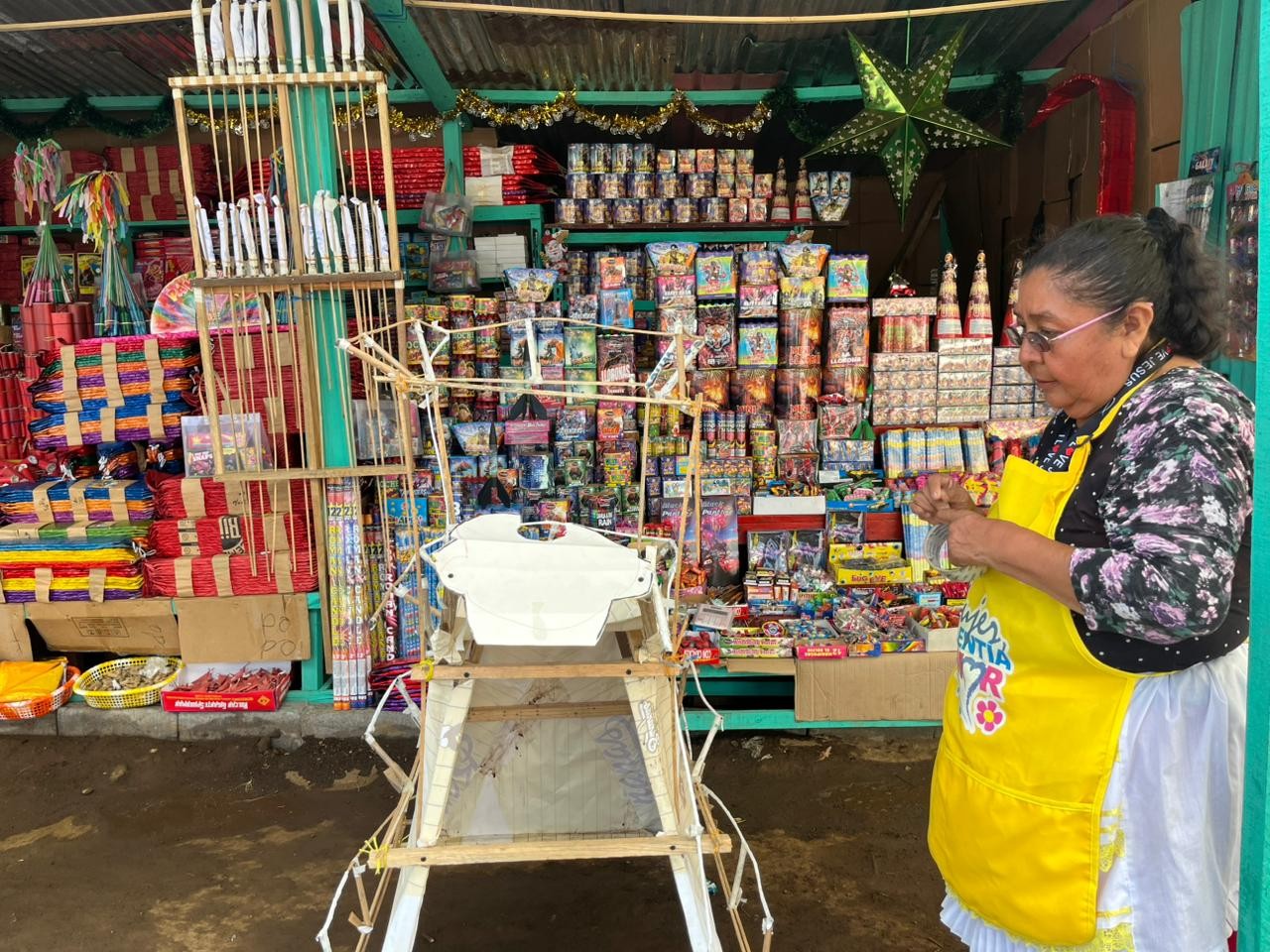 Comerciantes de fuegos artificiales ampliarán su horario de atención