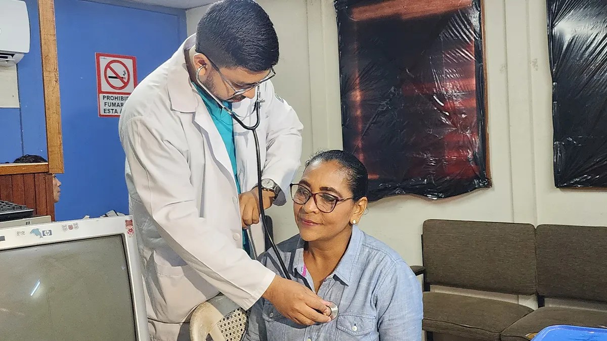 MINSA y ENACAL realizan feria de salud para bienestar laboral en Nicaragua