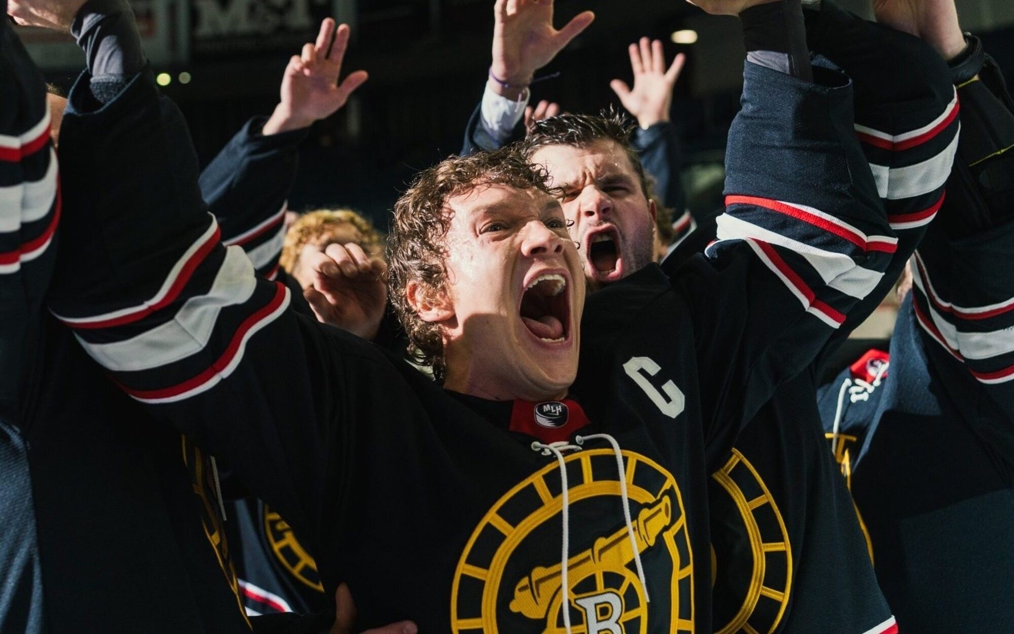 El nuevo avance en español de 'Más que rivales' confirma un importante cambio en el doblaje