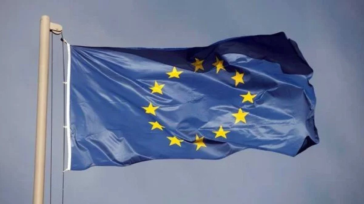 Inflación de la eurozona baja a 1,7% en enero