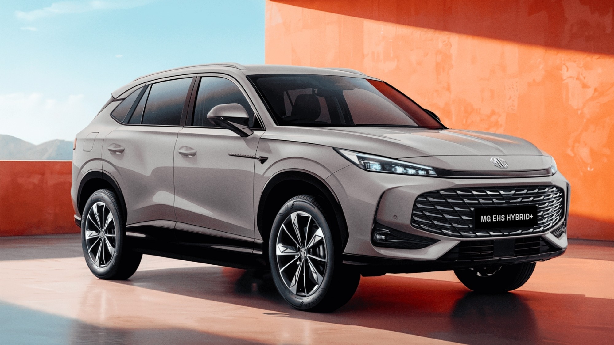 Este SUV híbrido es barato, gasta poco y es de lo más práctico gracias a su gran espacio interior