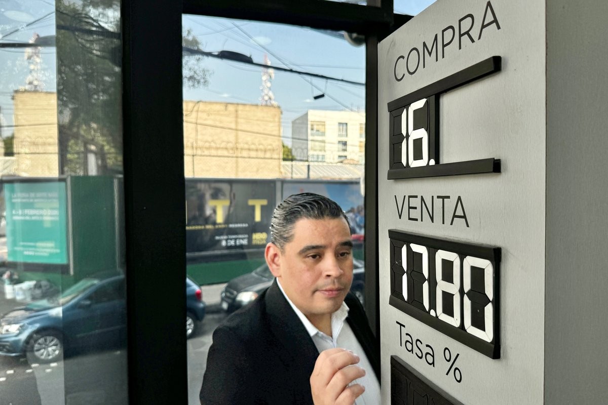 Peso se aprecia; el oro y la plata amplían avances