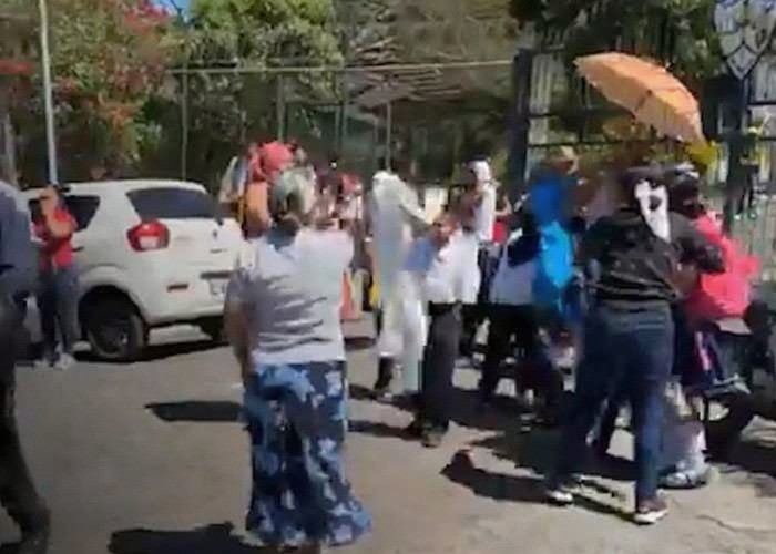 Dos niños y un maestro resultan afectados tras el ataque de abejas africanizadas en Matagalpa