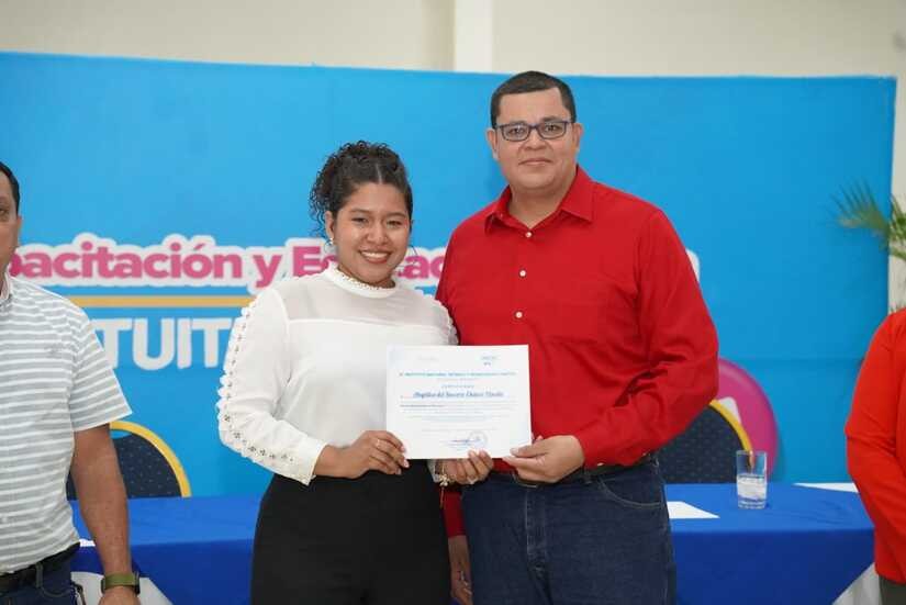 Inatec gradúa a 3 mil 801 nuevos docentes