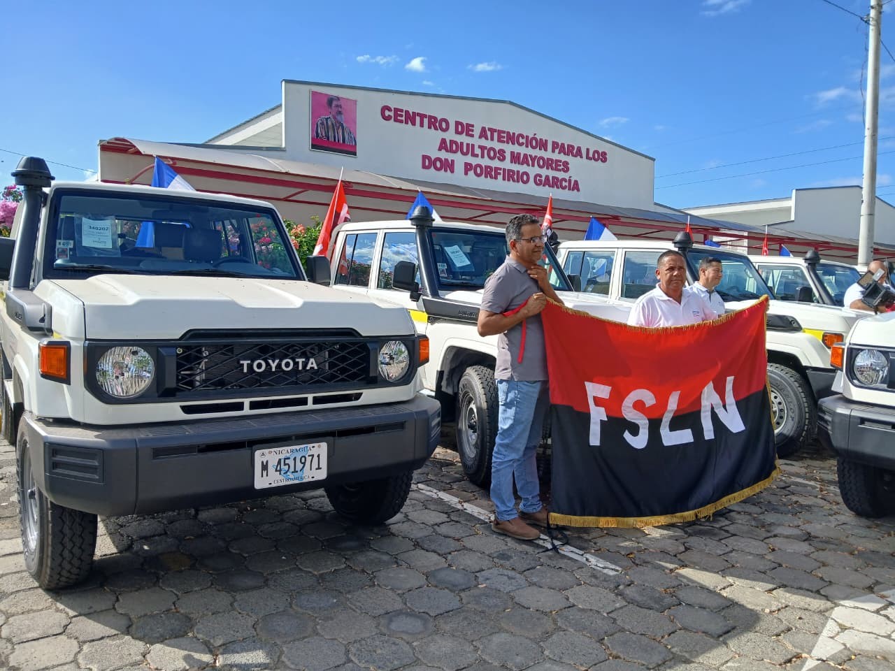 Nicaragua moderniza su red de salud con entrega nacional de camionetas equipadas